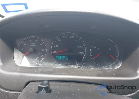 2013 Chevrolet Impala Lt z USA, uszkodzony, nr VIN 2G1WG5E39D1196898